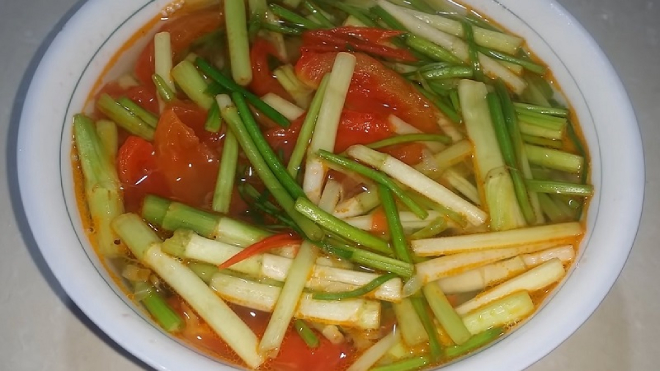 Món canh rau cần