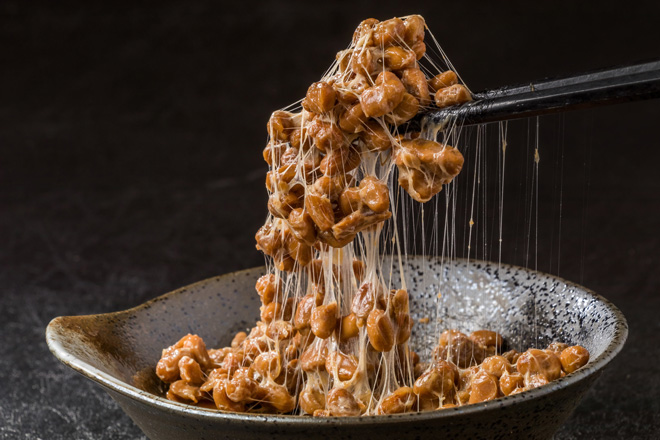 Natto giúp xương luôn dẻo dai và chắc khỏe.