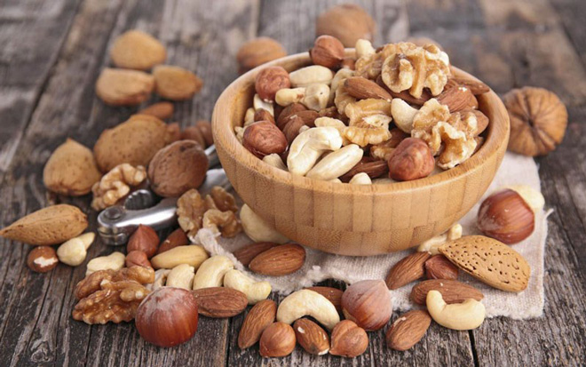 Quả hạch làm chậm quá trình lão hóa xương