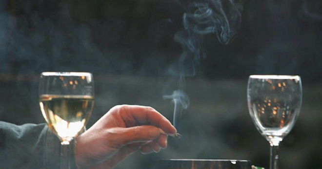 tránh xa khói thuốc và rượu