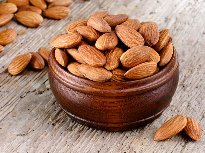 Hạt điều chứa hàm lượng lớn vitamin E