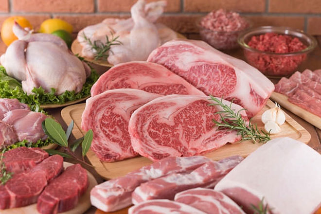 Thịt chứa axit amin, protein, khoáng chất