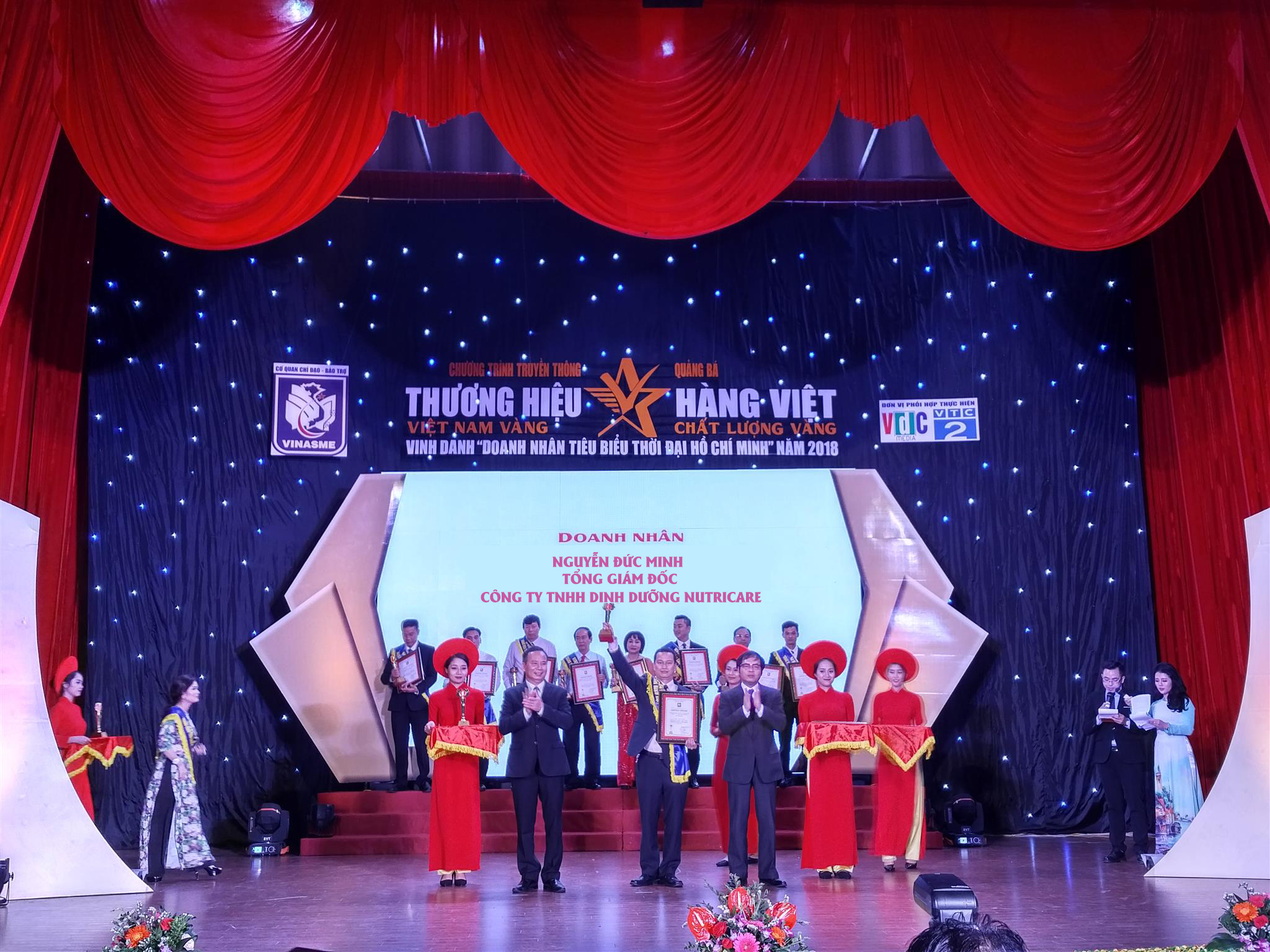 Lễ Vinh danh Tổng Giám Đốc Nutricare: Doanh nhân tiêu biểu thời đại Hồ Chí Minh 2018