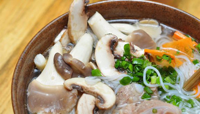 Bún nấu nấm chay cho người tiểu đường
