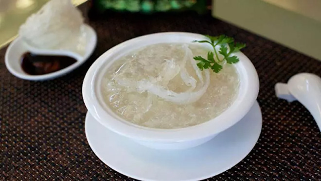 Cháo yến giúp người già phục hồi sức khỏe