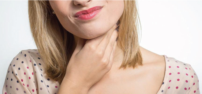 Khó thở, khàn giọng, mất tiếng do nhân giáp to chèn ép
