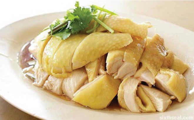 người bệnh tiểu đường có biến chứng thận, huyết áp, tim mạch cần hạn chế ăn thịt gà