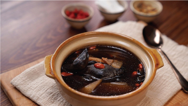 Gà hầm thuốc bắc