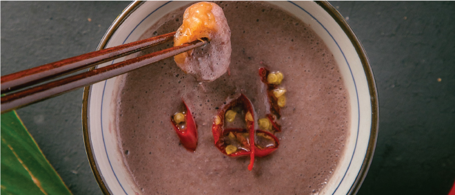 Mắm tôm có mùi nồng