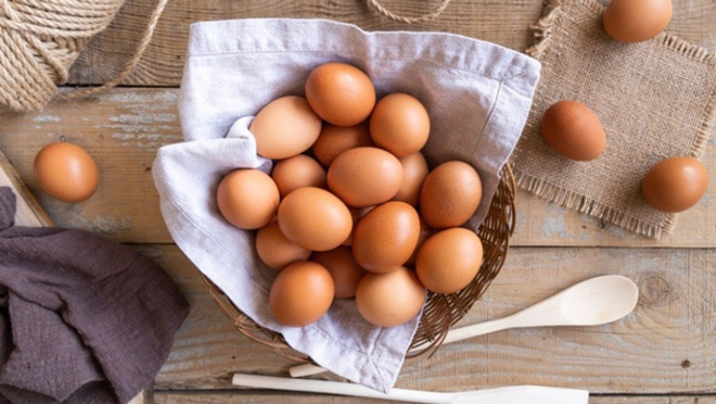 sau phẫu thuật thẩm mỹ nên kiêng ăn trứng gà