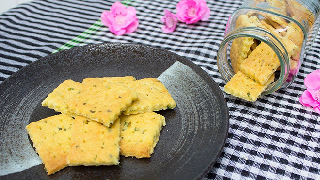 Bánh quy mặn