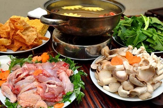 Lẩu thịt ngan nấu nấm