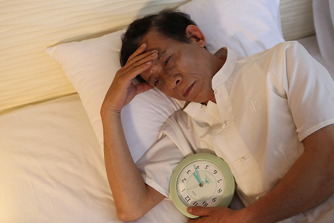 Người già mất ngủ