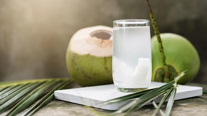 Cải thiện sức khỏe bằng nước dừa