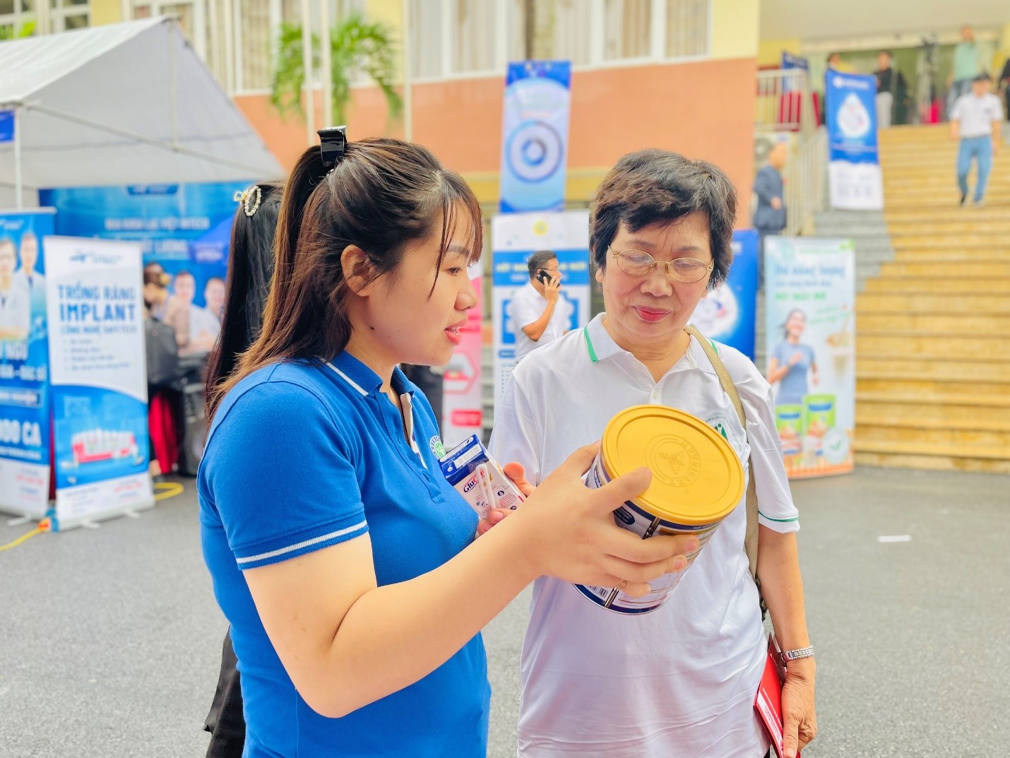 Nutricare đẩy mạnh hoạt động chăm sóc sức khỏe bằng dinh dưỡng cho người cao tuổi