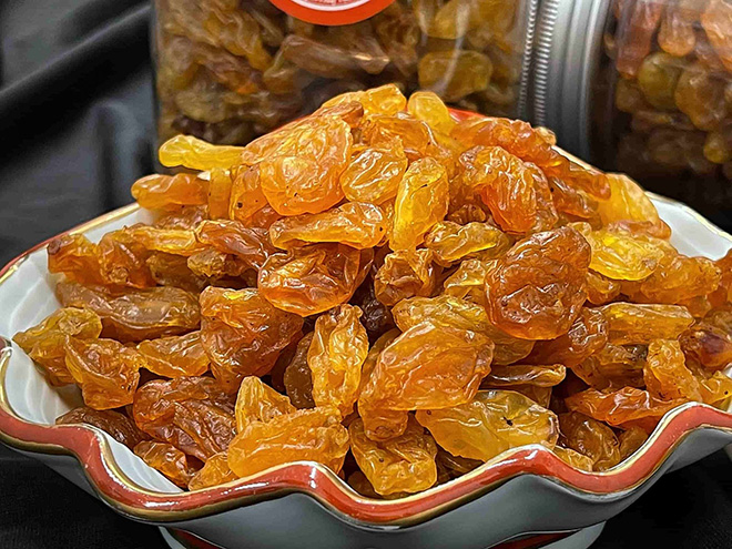 Người tiểu đường chỉ nên ăn một lượng nhỏ nho khô