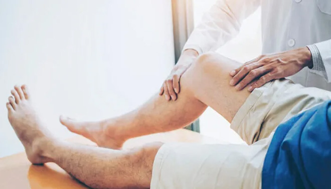 Cần bỏ nẹp gối khi tập bài tập này