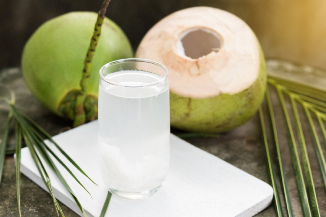 Nước dừa tốt cho mẹ bầu